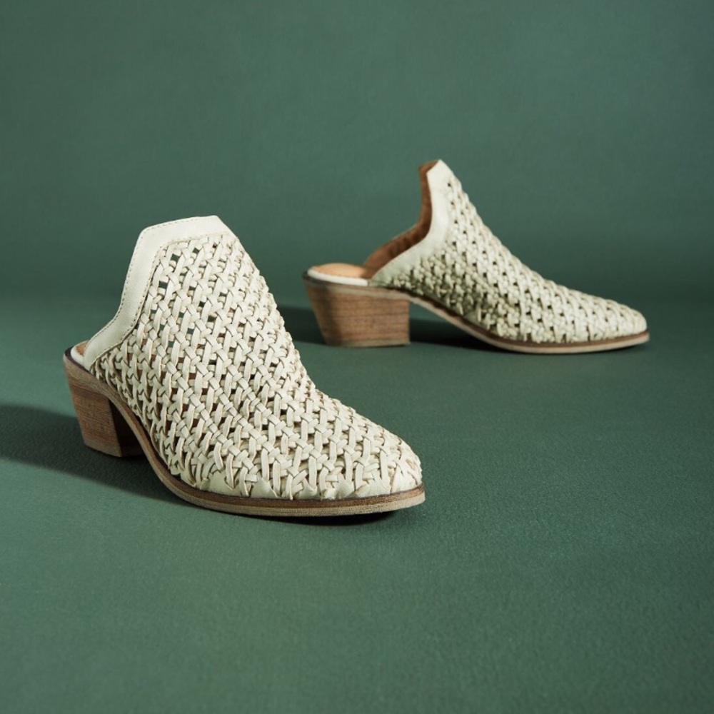 NIB Anthropologie Crevo Neva Woven Mules Bone 9